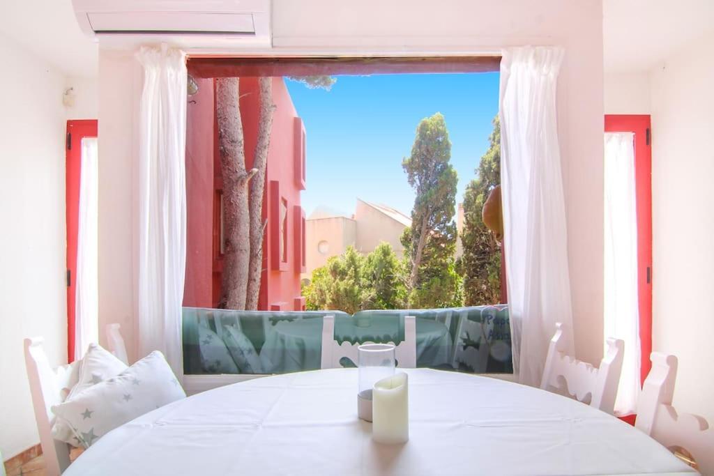 Appartement With Communal Pool Muralla Roja 0505